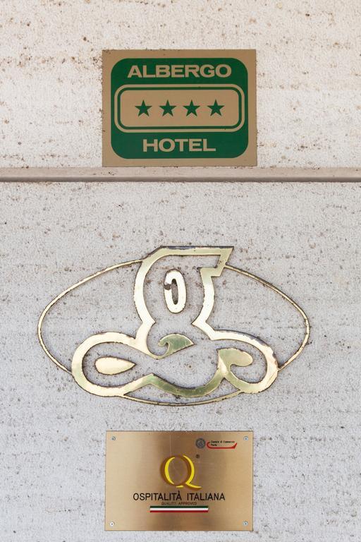 Hotel Le Gronde Cava Manara Exterior foto
