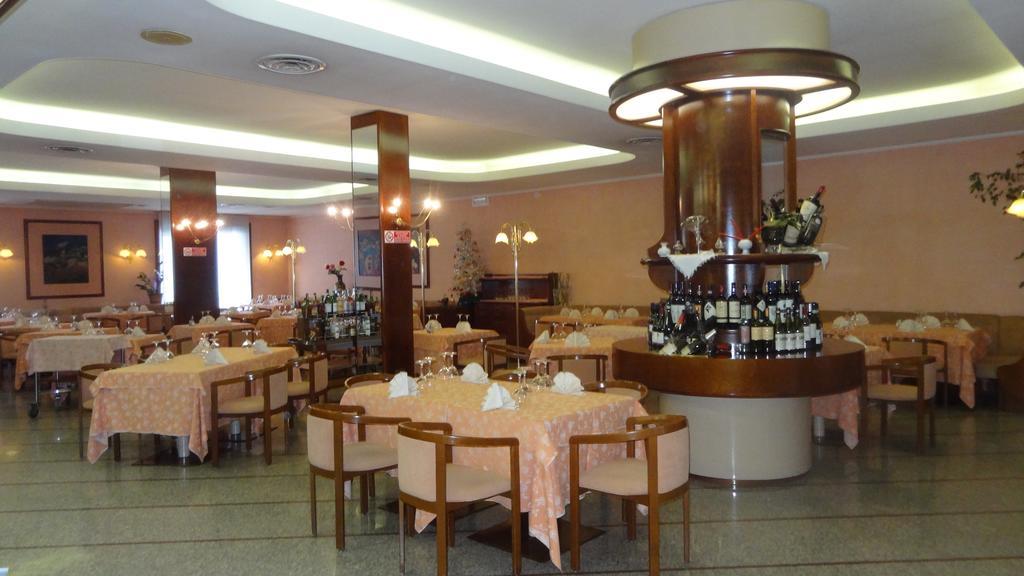 Hotel Le Gronde Cava Manara Exterior foto